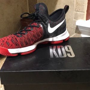 Men’s Nike KD9 Shoes